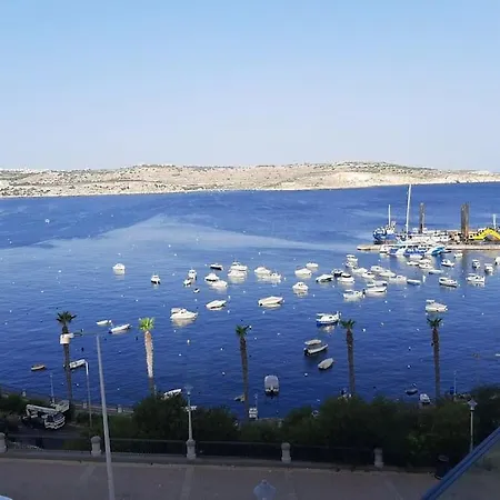 New Seafront - Spectacular Views *