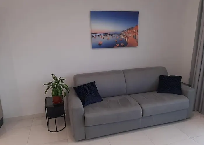 New Seafront - Spectacular Views