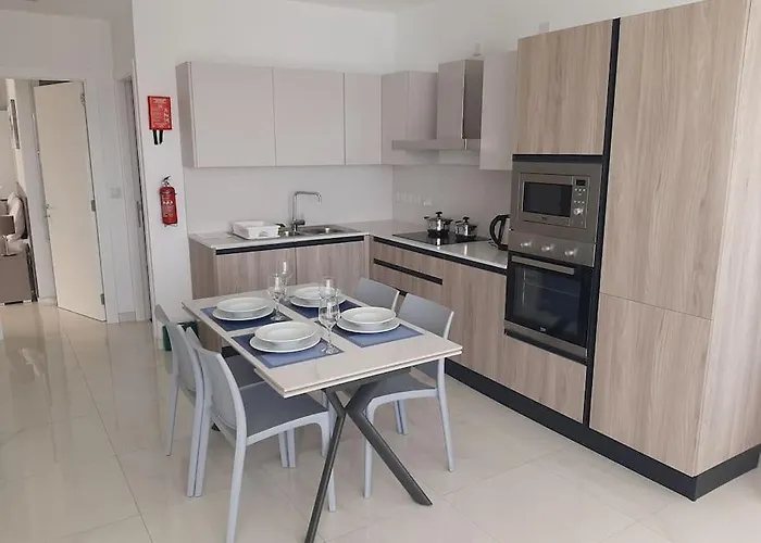 Apartament New Seafront - Spectacular Views St Paul's Bay