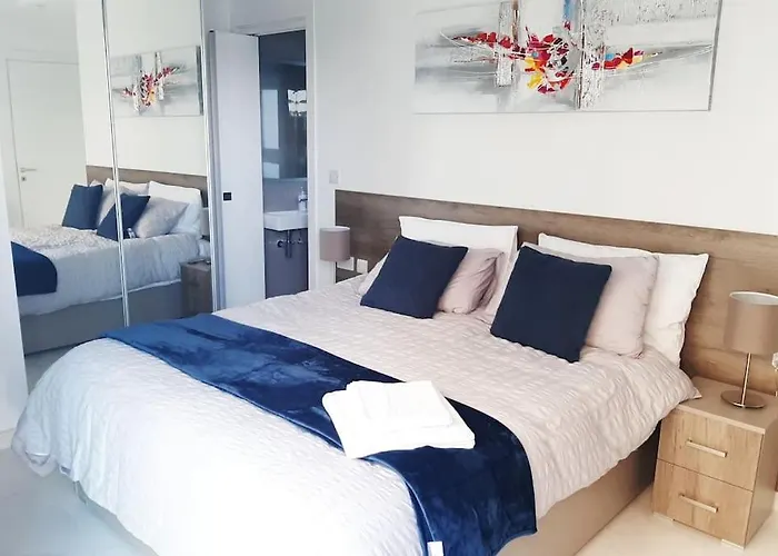 New Seafront - Spectacular Views St Paul's Bay